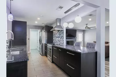 304 Johnston Boulevard, Waxahachie, TX 75165 - Photo 6