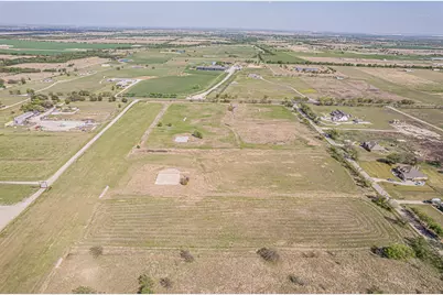 12588 Flow, Krum, TX 76249 - Photo 16