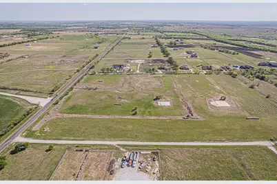 12588 Flow, Krum, TX 76249 - Photo 12