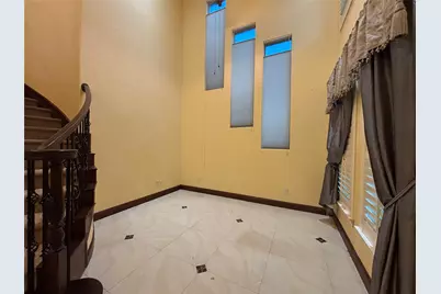 2807 Borama Drive, Irving, TX 75062 - Photo 4