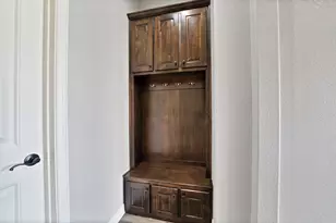 404 Spring Valley Rd, Weatherford, TX 76087 - Photo 28