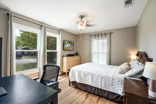 621 W Brock St, Denison, TX 75020 - Photo 10