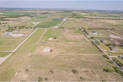 12588 Flow Rd, Krum, TX 76249 - Photo 16