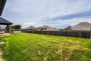 138 Fairweather Dr, Burleson, TX 76028 - Photo 28