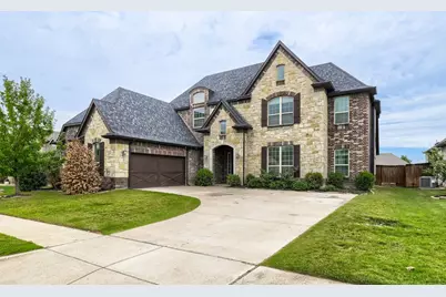 138 Fairweather Drive, Burleson, TX 76028 - Photo 2