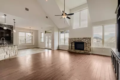 138 Fairweather Drive, Burleson, TX 76028 - Photo 4
