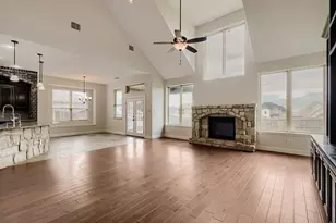 138 Fairweather Dr, Burleson, TX 76028 - Photo 4