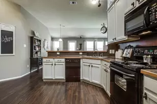 1701 Heron Dr, Aubrey, TX 76227 - Photo 10