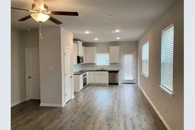 1135 Rusk Way, Lewisville, TX 75077 - Photo 4