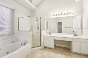 458 Richmond St, Irving, TX 75063 - Photo 22