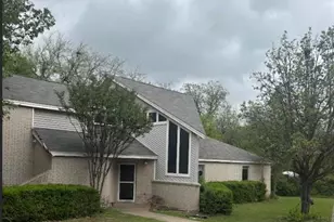 6 Creekwood Trail, Bowie, TX 76230 - Photo 4