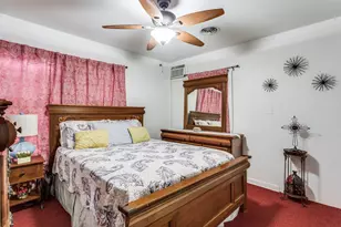 2210 24th St, Fort Worth, TX 76164 - Photo 18