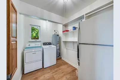 401 N Sierra Trail, Pilot Point, TX 76258 - Photo 18