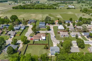 401 N Sierra Trail, Pilot Point, TX 76258 - Photo 6