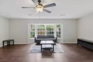 2732 Foxcroft Cir, Denton, TX 76209 - Photo 10