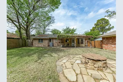 2732 Foxcroft Circle, Denton, TX 76209 - Photo 32