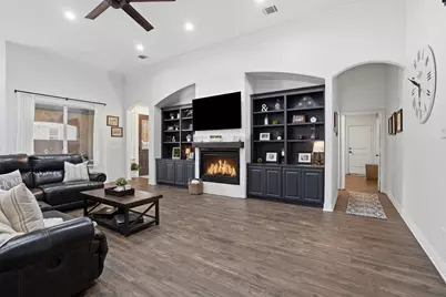 9012 Reata West Drive, Benbrook, TX 76126 - Photo 10