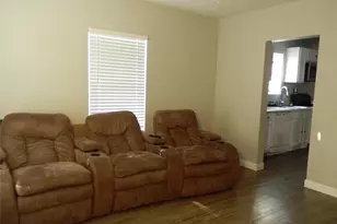 2320 S Denley Dr, Dallas, TX 75216 - Photo 2