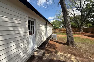 1200 Walker Dr, Hurst, TX 76053 - Photo 26