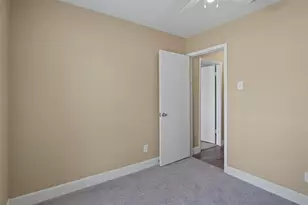 9620 Dale Glade Dr, Dallas, TX 75217 - Photo 10