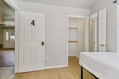 107 S Crawford Street #4, Denton, TX 76205 - Photo 4