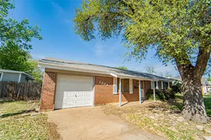 1304 Sycamore St, Breckenridge, TX 76424 - Photo 4