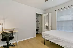 107 S Crawford St, Denton, TX 76205 - Photo 2