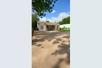 2831 W Clarendon Drive, Dallas, TX 75211 - Photo 2