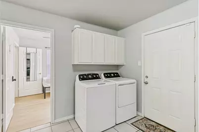 107 S Crawford Street #3, Denton, TX 76205 - Photo 12