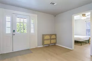 107 S Crawford St, Denton, TX 76205 - Photo 6