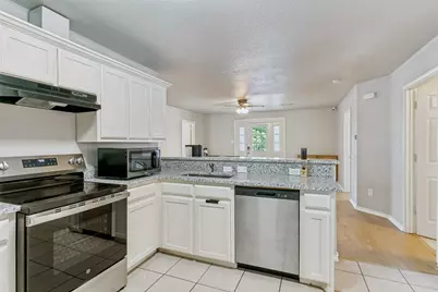 107 S Crawford Street #3, Denton, TX 76205 - Photo 10