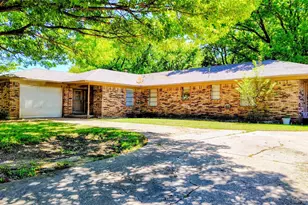 128 Campbell St, DeSoto, TX 75115 - Photo 1