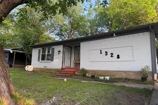 1328 Woodcrest Dr, Mesquite, TX 75149 - Photo 1