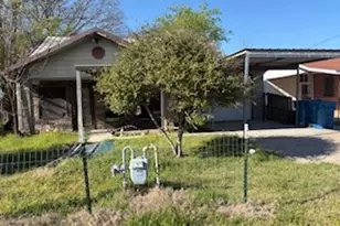 1129 E Palestine St, Mexia, TX 76667 - Photo 4