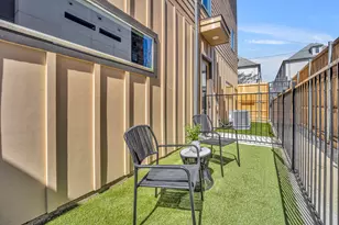 5806 Bryan Pkwy, Dallas, TX 75206 - Photo 4