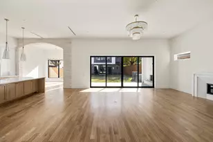 6028 Richmond Ave, Dallas, TX 75206 - Photo 10