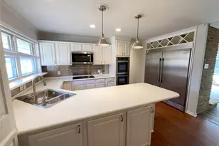 4106 Walnut Hill Ln, Dallas, TX 75229 - Photo 2