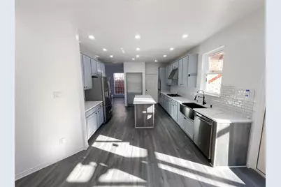 2406 Manchester Drive, Carrollton, TX 75006 - Photo 2