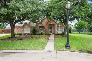 106 Rolling Rock Dr, Trophy Club, TX 76262 - Photo 2