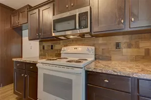 119 Post Oak Rd, Whitney, TX 76692 - Photo 10