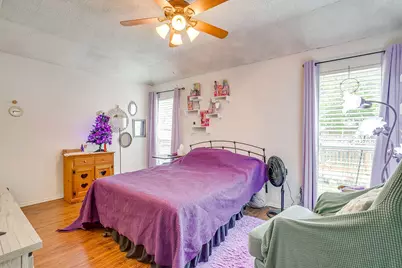 809 Castleview Drive, Arlington, TX 76001 - Photo 30