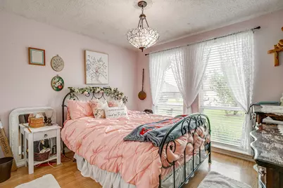 809 Castleview Drive, Arlington, TX 76001 - Photo 26