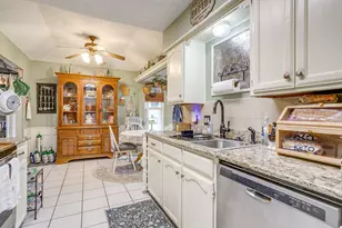 809 Castleview Dr, Arlington, TX 76001 - Photo 24