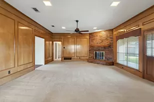 1838 Meadowview Dr, Garland, TX 75043 - Photo 8