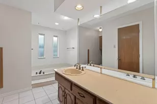 1838 Meadowview Dr, Garland, TX 75043 - Photo 28