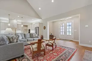 11011 King's Cyn, Woodway, TX 76712 - Photo 4