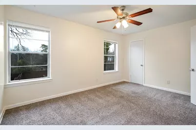 1614 Seevers Avenue, Dallas, TX 75216 - Photo 12