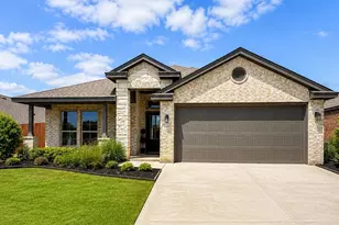 1420 Quail Crk Dr, Cleburne, TX 76033 - Photo 2
