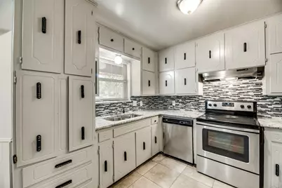 8113 Starnes Road, North Richland Hills, TX 76182 - Photo 18