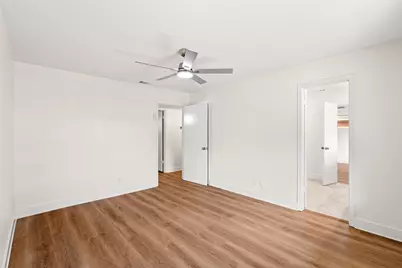 921 Bromwich Street, Garland, TX 75040 - Photo 18